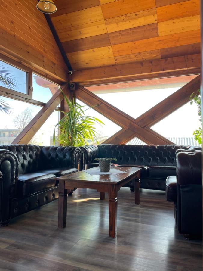 Granarollo Penzion Pizzeria Mlynany Eksteriør bilde